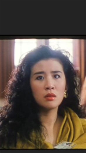 片段輯錄：1990香港電影《皇家女將》（She Shoots Straight） #香港電影 #動作 #警匪 #皇家女將 #穆桂英 #楊門女將 導演 #元奎 編劇 #黃炳耀 #阮繼志 監製 #洪金寶 主演 #高麗虹 #劉嘉玲 #鄧碧雲 #吳君如 #梁韻蕊 #李麗蕊 #梁家輝 #洪金寶 #劉志榮 #元華 #羅蘭 #葉榮祖 By @畫.影.字.說 @mylifemyfilmmykey https://www.facebook.com/MylifeMyfilmMyKey https://www.instagram.com/MylifeMyfilmMyKey https://www.threads.net/@mylifemyfilmmykey | 畫影字說