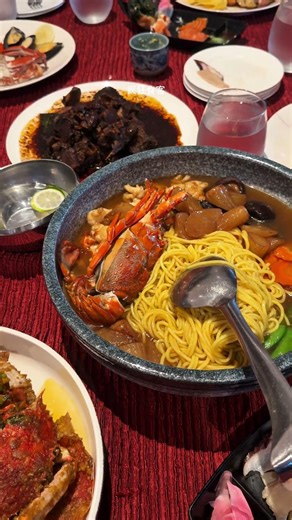 马年将至, Spice Market Café 也准备了一系列的菜色，来这里吃自助可以边吃边聊，享受轻松惬意的团聚时刻📍 Shangri-La Rasa Sayang#penang #槟城 #酒店