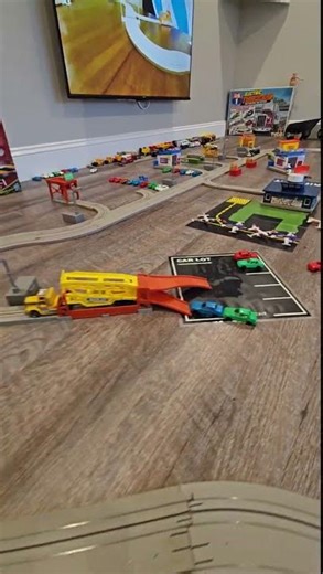 Crown jewel of 1980s slot car tech: The Tyco US-1 Electric Trucking. #semitrailer #peterbilt #genx