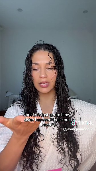 Is it worth it? 🤔 Not sure about these results. @Umberto Giannini #umbertogiannini #productreview #curlyhair