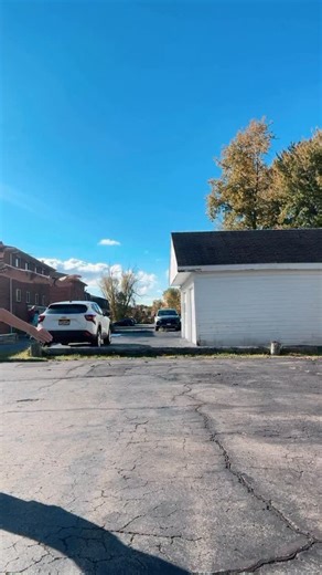 22K views · 1.5K reactions | Normal people doing normal things and then there’s me doing normal Heather things 露 …it’s all about perspective ❤️ Have a great day 﫶 #80s #80smusic #80srock #80ssongs #80splaylist #80snostalgia | Heather Watts | Facebook