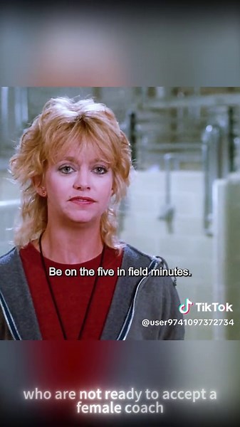 Wahh! @DA7.Valen berhasil bikin semua terpukau dan terharu🤩 salfok, para juri emang TOP banget selalu kasih perhatian ke Academia🥹✨ . . #IndosiarBawaDangdutBerkelasBerkualitas #DAcademy7Indosiar #DAcademyIndosiar