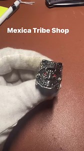 The most chingon and authentic aztec replica weapons available from Mexico. #decolonize #art #azteca #macuahuitl | Mexican Indigenous Truth