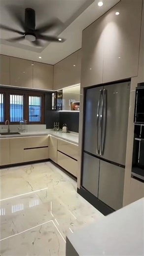 This Modern Luxury Kitchen Design Is Pure Perfection ✨