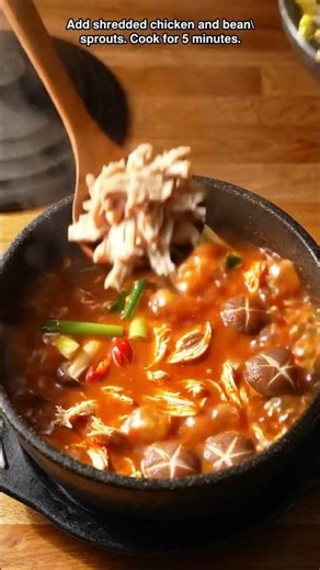 Spicy Chicken Soup Recipe — Easy Korean Cooking in 20s