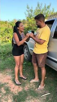 The gold digger never misses an opportunity.