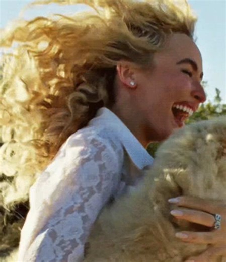 my brina oh my princess this song is so cute with her aww i love this so bad #foryou #fyp #sabrinacarpenter #viral #gif