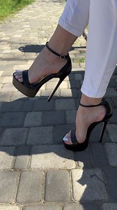 My best heels 🥰 #fyp #heels #platformheels #fashion #dress #highheels #mulesheels #pedicure