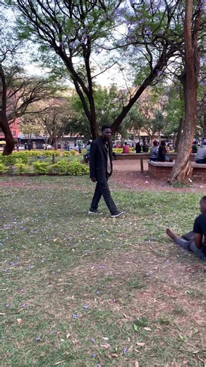 Eye Contact Prank: Fun Reactions from Strangers