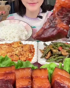 10K views · 285 reactions | I WANT TO EAT LIKE A PIG 藍 #asmreating #mukbang #asmrfood #foodchallenge | Mukbang Eating Show | Facebook