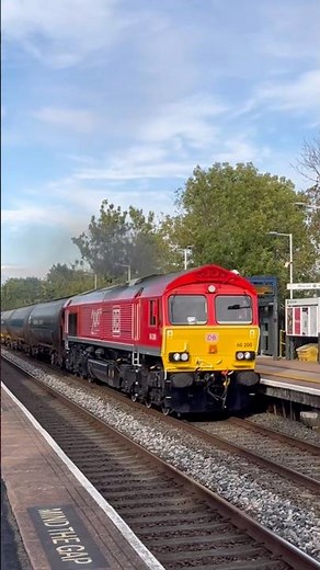 DB cargo class 66 powers past Willington with amazing tone