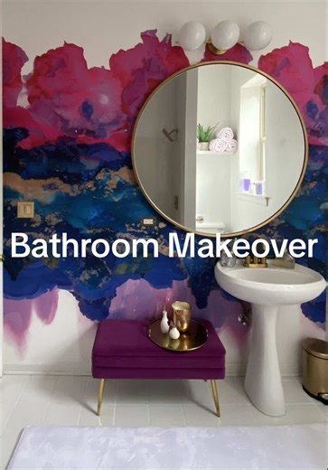 Bathroom Makeover: Transform Your Space with Wallpaper