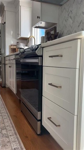Kitchen Hardware Update