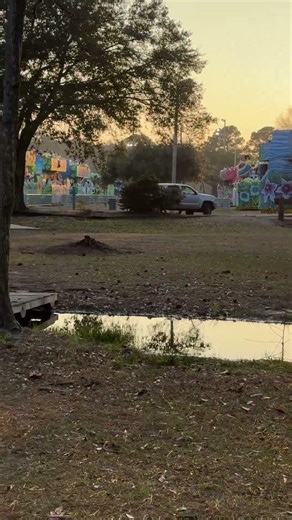 Only in LA can you play disc golf and watch a Mardi Gras parade at the same time.#discgolf #golf