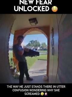 11M views · 283K reactions | …The way I *gasped* ️‍♀️藍臘‍♀️ #helltothenaw #squirrel #wildanimals #funnyanimalvideos #NewFearUnlocked | Ashley Krzysiak | Facebook