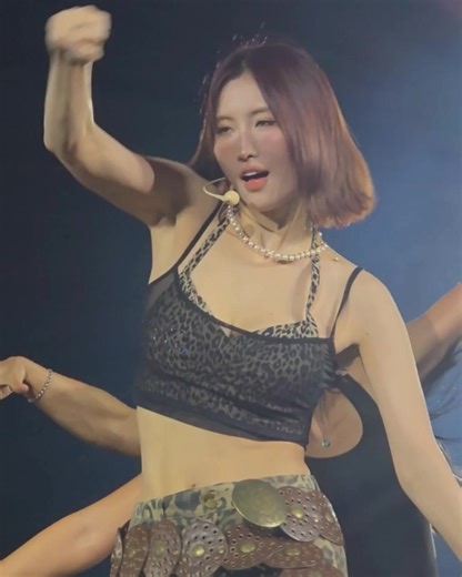 insane momo clip | Twice Likewise