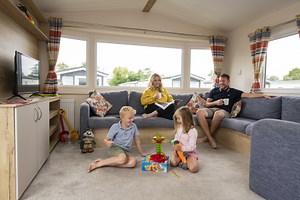 Family Holiday Parks in the UK - Park Holidays UK