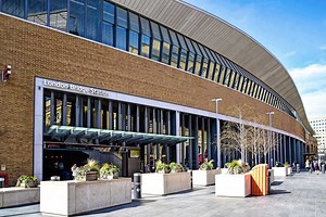 London Bridge Station - OAG