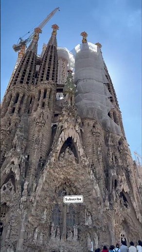 Inside the Stunning Sagrada Família | Barcelona’s Iconic Masterpiece 🇪🇸