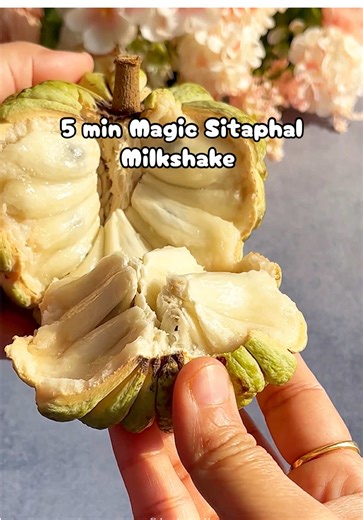 This 5-minute shake tastes like heaven… but no one talks about it 🍸 One sip of this and you’ll forget all other milkshakes 😍 Procedure : 1.\tScoop out the pulp of 1 custard apple. \t2.\tBlend it with 1 glass of milk and some ice. \t3.\tServe chilled and enjoy! Optional: Add sugar or honey for sweetness. Follow @taste__it_ for more recipes Healthy milkshake recipe, Sitaphal milkshake, custard apple milkshake, healthy recipes, easy milkshake recipe, dieting recipes, milkshake, fruit milkshake #s