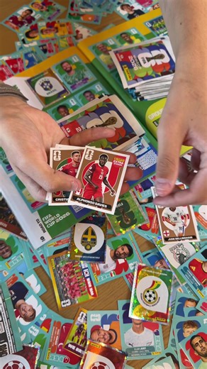 Não perca tempo e garanta já o seu kit de figurinhas da copa!