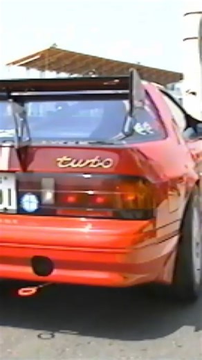 MIDNIGHT TŌGE KIDS on Instagram: "RS Active FC3S This FC3S was built by RS Active under the direction of Kozo Inoue, with a clear focus on circuit performance. Today, the car is driven by Raman-kun. At its core is a side-port 13B-T producing 404 HP at 7,500 rpm, managed by a MoTeC system and force-fed by a TD06-25G turbocharger. Fuel delivery is handled through an upgraded injector setup, with cooling prioritized via a TRUST intercooler, APP oil cooler, and a custom radiator solution. The drivet