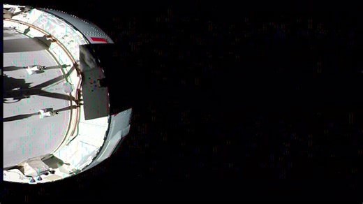 File:Artemis II Receive Special Message from Apollo 16 Astronaut Charlie Duke (jsc2026m000070).webm - Wikimedia Commons