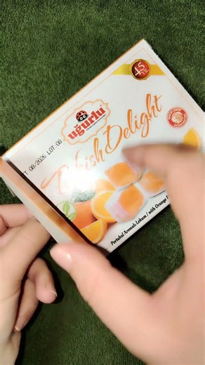 This Turkish Delight Looks Normal… Until You Break It 😳🍊