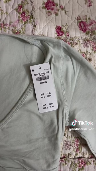 hollister haul #hollister #hollisterhaul #goldstatus #hollisterco | Hollister