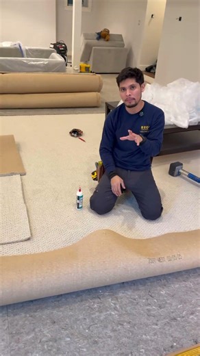 Como instalar alfombra de manera profesional #carpentry #flooring #construction #painting #roofing