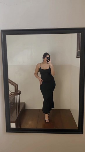 tall & curvy girls can be soft & feminine too 🖤