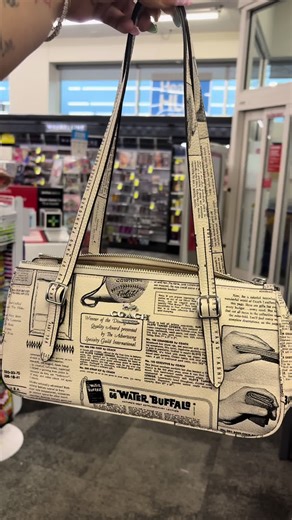 Coach newspaper print purse 😍 | Purse