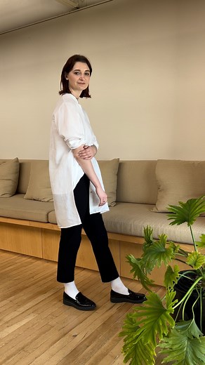 A polished pant that feels great—and goes anywhere. Our Junior Brand Stylist, Madison Daniels, shows us three ways to wear our best-selling ‘696’ pant. | EILEEN FISHER
