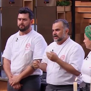 224K views · 6.1K reactions | Dedicação de vitória a familiares queridos, lembranças da infância e revelações pessoais dos jurados fizeram das temporadas do #MasterChefBR um prato cheio de boa gastronomia – e muita emoção! Bora relembrar os 5 momentos mais emocionantes que já rolaram na história do programa? 蠟❤️ | MasterChef Brasil | Facebook
