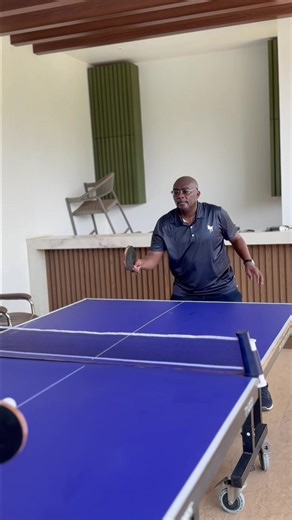 Dr. Bawumia shows his table tennis control | table tennis
