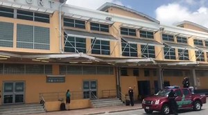 17K views · 309 reactions | Welcome FlyAllways! FlyAllways arrived on June 25th at 11:40AM at Curaçao International Airport. video: press documenting the Official Airport Water Salute | Curaçao International Airport | Facebook