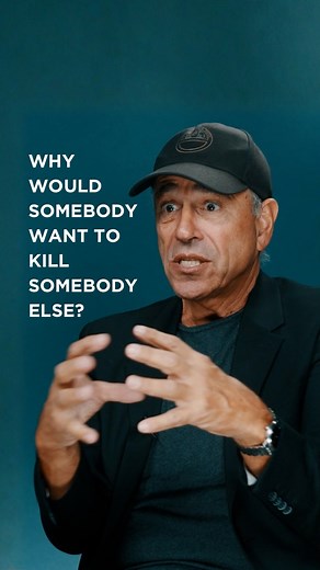 7.8K views · 137 reactions | Here Anthony Horowitz tells The Queen’s Reading Room a little bit more about his writing process and how he manages to create these extremely complex stories, that fold inside each other like meringue.  To hear more about how Anthony Horowitz crafted ‘Moonflower Murders’, head to our link-in-bio to watch the full interview on our YouTube channel – https://youtu.be/PcifCPXx8lI | The Queen's Reading Room | Facebook