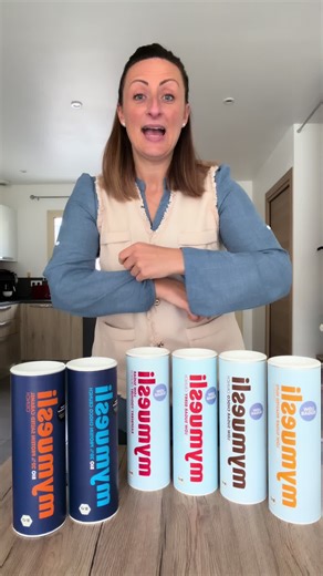 ✨ Bon plan MyMuesli dans ta perte de poids ✨ En ce moment, le coffret découverte Body & Balance est offert* 🎁 Dès 25 € d’achat, tu reçois le pack découverte mymuesli 2GO, idéal pour tester leurs recettes ou les emporter partout avec toi. Dans ce coffret : 🥣 Low Sugar Berry Crunch 🍫 Low Sugar Choco Crunch 🍓 Low Sugar Raspberry Yoghurt Crunch 🥜 Low Sugar Roasted Nuts Crunch 💪 20 % Protein Salted Caramel Crunch 🍫💪 20 % Protein Choco Crunch 👉 Le cadeau est automatiquement ajouté au panier e