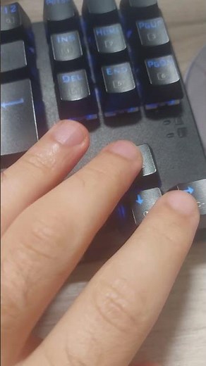 QUICK TIPS TO Rotate the Windows screen