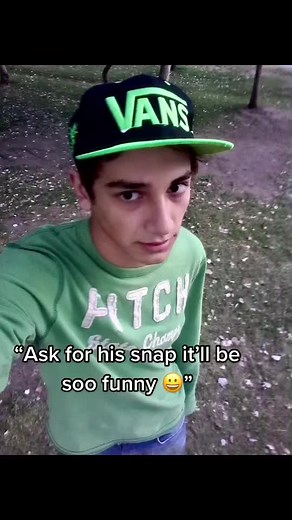 215K views · 5.2K reactions | I can’t explain this pic lmao #reaction #glowup #transformation #reels #tiktoktrend | Rebal-D | Facebook