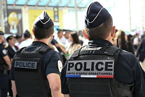 Immigration : la France comptait 4,3 millions d'étrangers en situation régulière en 2024, un chiffre en hausse