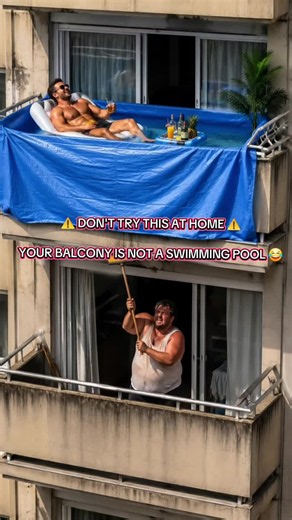 POV: Dein Nachbar baut bei 40°C einfach einen Pool auf den Balkon... 🥵🏊‍♂️ Während unten die Nerven schmelzen, läuft oben bereits die Poolparty. 😎🍹 Mal ehrlich: Wärst du der Typ oben oder der mit dem Besen unten? 😂 POV: Your neighbor builds a swimming pool on his balcony during a 40°C heatwave... 🥵🏊‍♂️ While people below are losing their minds, the rooftop vacation has already started. 😎🍹 Be honest: Are you the guy in the pool or the guy with the broom? 😂 #PoolAufDemBalkon #Hitzewelle 