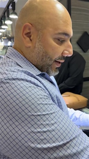 30K views · 347 reactions | How to sell a Rolex watch for insane profit. In this Fast Flips episode, I purchase a 41mm rose gold Rolex day date from a friend of mine. He received this watch as partial payment for a construction job he did which means he left room on it for me to make a profit. We pre negotiated a fair deal and now I go to sell it. Do I make a profit on this timepiece? #rolex #watches #luxury #business #entrepreneur #foryou | Vookum Fan | Facebook