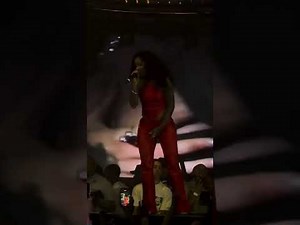 Kehlani performing “Folded” for the first time tonight at LIV in Las Vegas, NV.