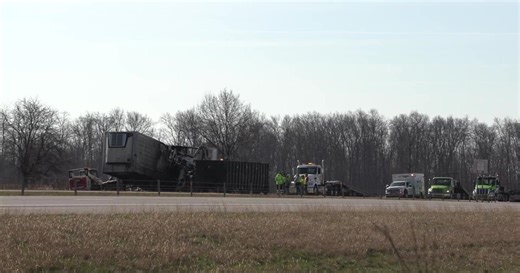 UPDATE: I-75 northbound reopens after semi catches on fire