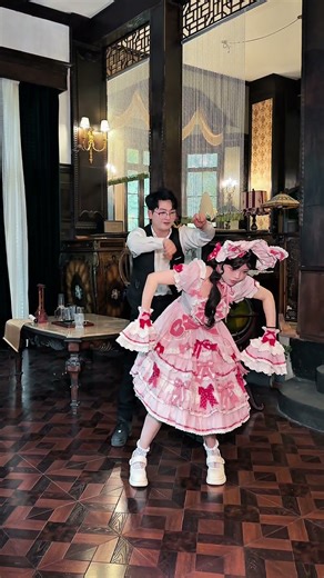 来一段双人傀儡木偶 #洋娃娃 #木偶戏 #机械舞