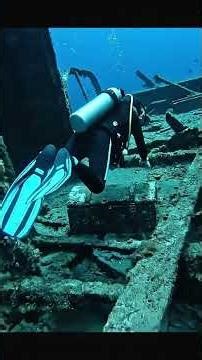 Deep Sea Diver Finds Hidden Treasure #adventure #treasure