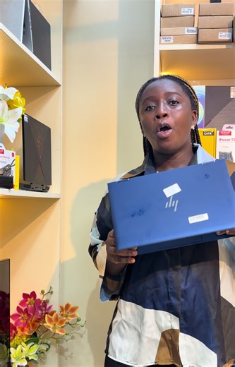 This laptop is so light and beautiful 😍❤️❤️❤️❤️❤️😘❤️‍🔥🤩💻🔥 HP Elite Dragonfly It’s Built for speed, style, and portability. #viral #goviral #computernurse #viralvideo