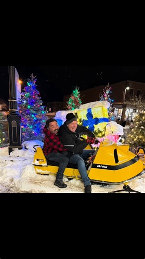 ✨ What a night in Downtown Uxbridge! ✨ Last night’s Christmas Trail was everything that makes this town special — warm smiles, shared laughter, and countless great conversations with friends, neighbours, and familiar faces around every corner. A huge thank you to all of the incredible participating businesses who went above and beyond to light up the street and bring the holiday spirit to life. Your creativity, generosity, and energy made the evening truly spectacular. 🎄❤️ Events like this remi