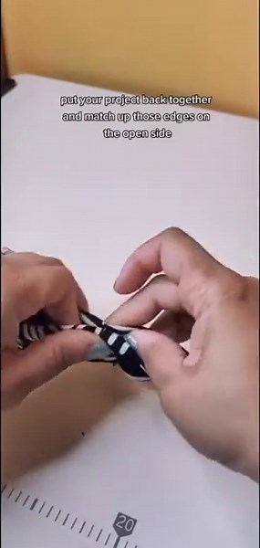 1" Wristlet Strap with a Swivel Clasp Sewing Tutorial